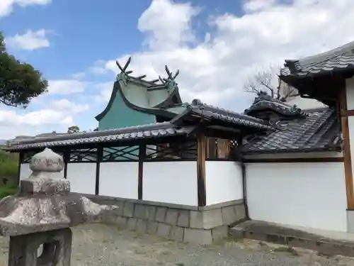 阿久刀神社の本殿・本堂