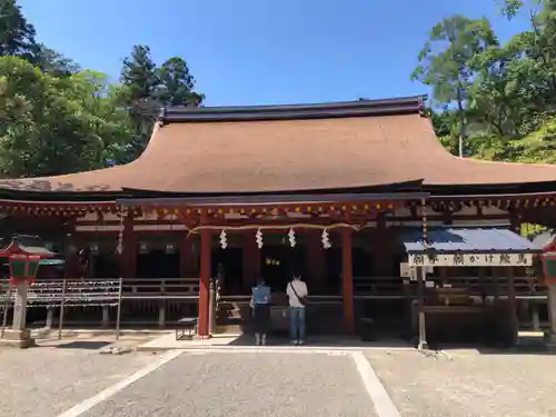 石上神宮の本殿