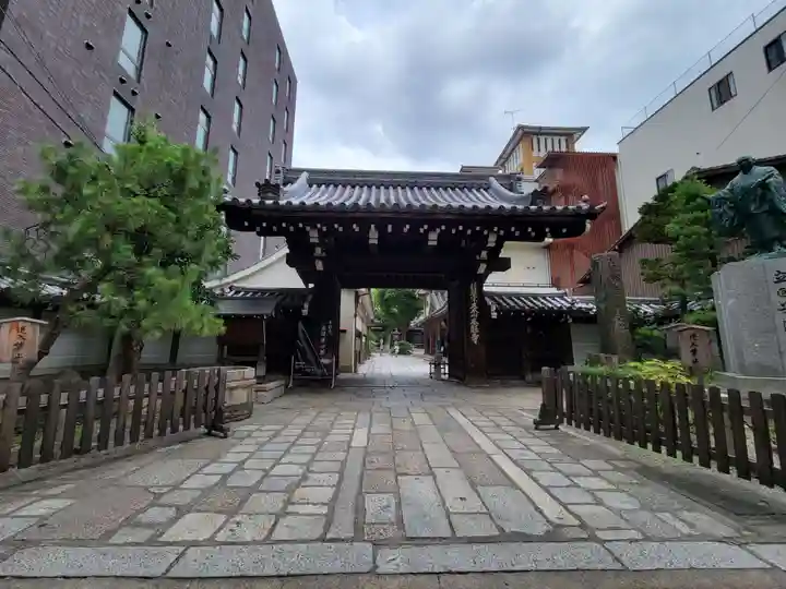 本能寺の山門・神門