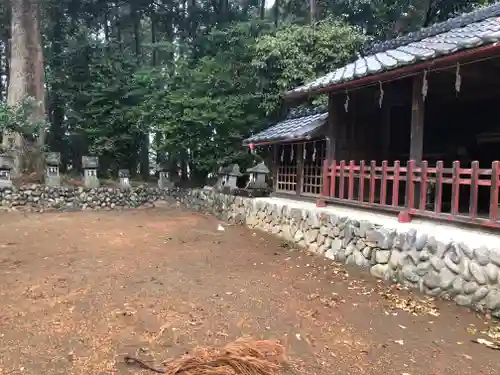 瓺𦼆神社の末社