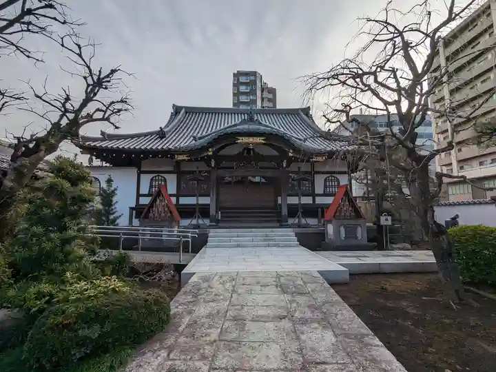 蓮慶寺の本殿・本堂