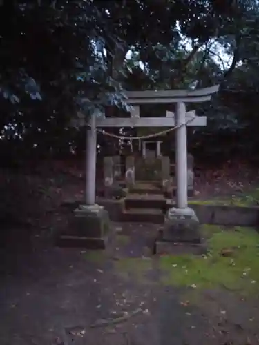 子安神社の末社