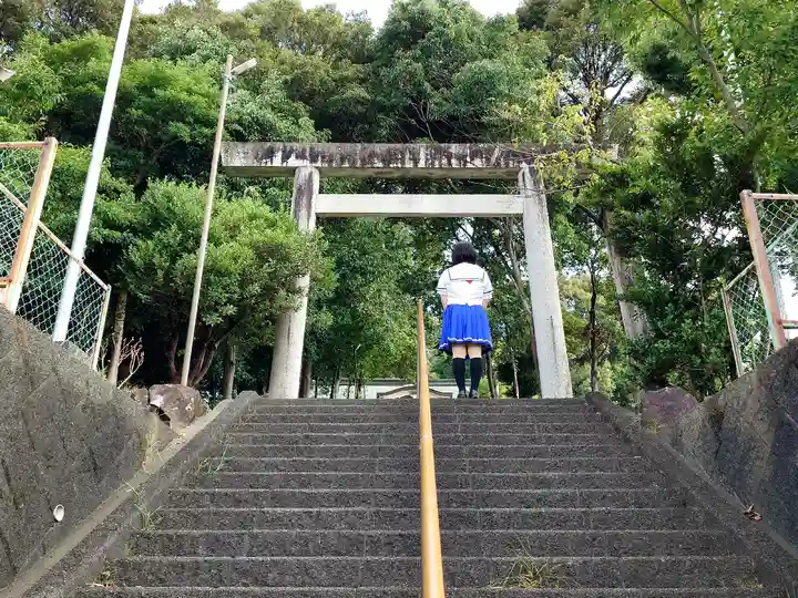 熊野神社(久保一色)の鳥居