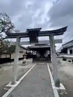 市殿神社の{uncategorized: "未分類", other: "その他", undefined: "問題あり", building: "その他建物", grave: "お墓", sacred_gate: "鳥居", guardian: "狛犬", statue: "像", buddha: "仏像", history: "歴史", nature: "自然", garden: "庭園", animal: "動物", pagoda: "塔", temizu: "手水舎", mountain_gate: "山門・神門", sanctuary: "本殿・本堂", subordinate: "末社・摂社", art: "芸術", scenery: "景色", jizo: "地蔵", ema: "絵馬", goshuin: "御朱印", omikuji: "おみくじ", items: "授与品その他", amulet: "お守り", goshuincho: "御朱印帳", eats: "食事", festival: "お祭り", votive_dance: "神楽", shichigosan: "七五三参", wedding: "結婚式", experience: "体験その他", initially: "初詣", around: "周辺", anti_infection: "感染症対策"}