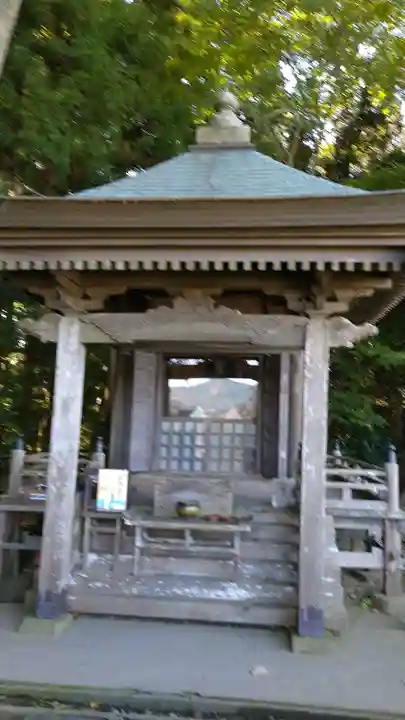 高館義経堂の本殿・本堂