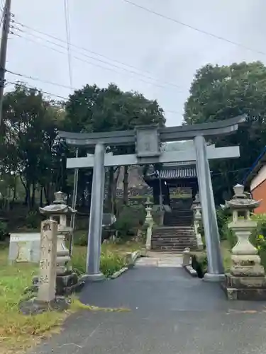 神吉八幡神社の鳥居