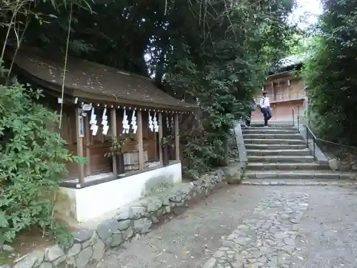 飛鳥坐神社の末社・摂社