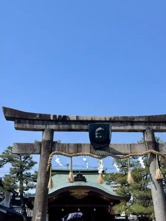 京都ゑびす神社の{uncategorized: "未分類", other: "その他", undefined: "問題あり", building: "その他建物", grave: "お墓", sacred_gate: "鳥居", guardian: "狛犬", statue: "像", buddha: "仏像", history: "歴史", nature: "自然", garden: "庭園", animal: "動物", pagoda: "塔", temizu: "手水舎", mountain_gate: "山門・神門", sanctuary: "本殿・本堂", subordinate: "末社・摂社", art: "芸術", scenery: "景色", jizo: "地蔵", ema: "絵馬", goshuin: "御朱印", omikuji: "おみくじ", items: "授与品その他", amulet: "お守り", goshuincho: "御朱印帳", eats: "食事", festival: "お祭り", votive_dance: "神楽", shichigosan: "七五三参", wedding: "結婚式", experience: "体験その他", initially: "初詣", around: "周辺", anti_infection: "感染症対策"}