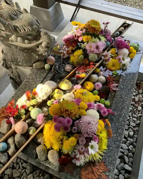 滑川神社 - 仕事と子どもの守り神の手水舎