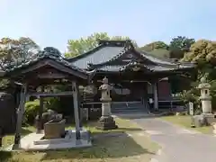 願成寺の本殿