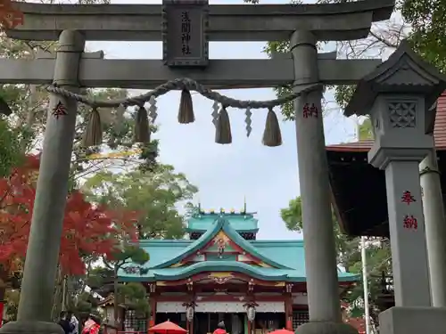 多摩川浅間神社の鳥居