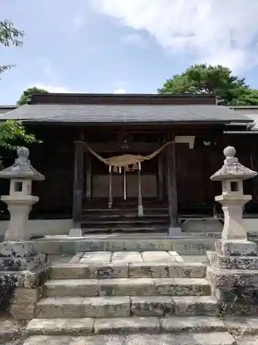 塩釜神社の本殿