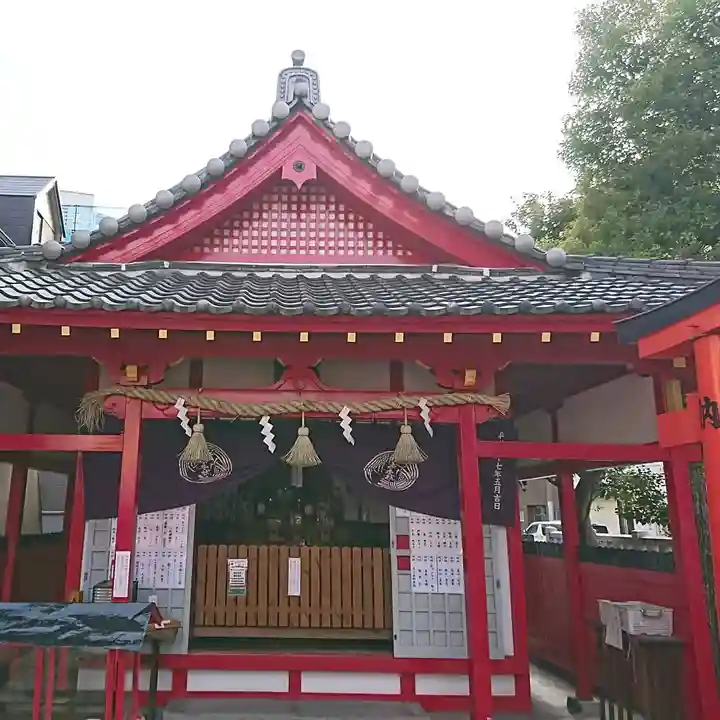 赤手拭稲荷神社の本殿・本堂