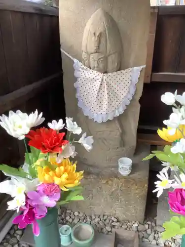 神明社の仏像