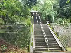 泉神社の建物その他