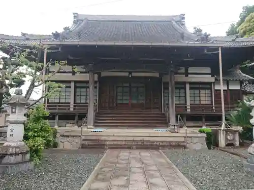 福泉寺の本殿・本堂