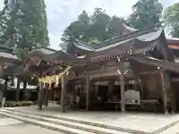 白山比咩神社の{uncategorized: "未分類", other: "その他", undefined: "問題あり", building: "その他建物", grave: "お墓", sacred_gate: "鳥居", guardian: "狛犬", statue: "像", buddha: "仏像", history: "歴史", nature: "自然", garden: "庭園", animal: "動物", pagoda: "塔", temizu: "手水舎", mountain_gate: "山門・神門", sanctuary: "本殿・本堂", subordinate: "末社・摂社", art: "芸術", scenery: "景色", jizo: "地蔵", ema: "絵馬", goshuin: "御朱印", omikuji: "おみくじ", items: "授与品その他", amulet: "お守り", goshuincho: "御朱印帳", eats: "食事", festival: "お祭り", votive_dance: "神楽", shichigosan: "七五三参", wedding: "結婚式", experience: "体験その他", initially: "初詣", around: "周辺", anti_infection: "感染症対策"}