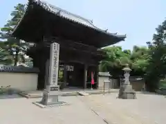 鶴林寺の山門