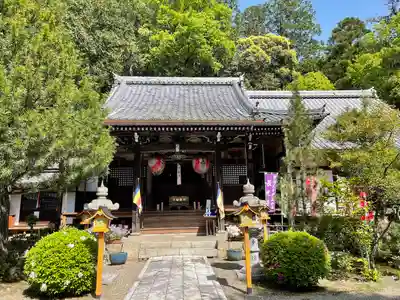 長光寺の本殿・本堂