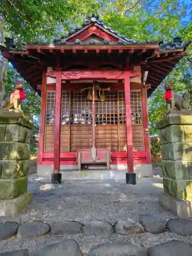尾津神社（戸津）の末社・摂社