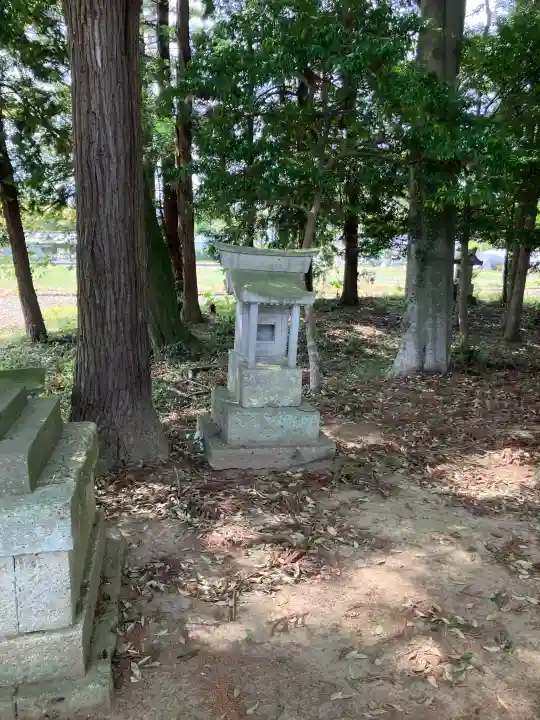 甲神社の{uncategorized: "未分類", other: "その他", undefined: "問題あり", building: "その他建物", grave: "お墓", sacred_gate: "鳥居", guardian: "狛犬", statue: "像", buddha: "仏像", history: "歴史", nature: "自然", garden: "庭園", animal: "動物", pagoda: "塔", temizu: "手水舎", mountain_gate: "山門・神門", sanctuary: "本殿・本堂", subordinate: "末社・摂社", art: "芸術", scenery: "景色", jizo: "地蔵", ema: "絵馬", goshuin: "御朱印", omikuji: "おみくじ", items: "授与品その他", amulet: "お守り", goshuincho: "御朱印帳", eats: "食事", festival: "お祭り", votive_dance: "神楽", shichigosan: "七五三参", wedding: "結婚式", experience: "体験その他", initially: "初詣", around: "周辺", anti_infection: "感染症対策"}