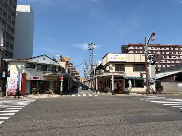 白山神社の{uncategorized: "未分類", other: "その他", undefined: "問題あり", building: "その他建物", grave: "お墓", sacred_gate: "鳥居", guardian: "狛犬", statue: "像", buddha: "仏像", history: "歴史", nature: "自然", garden: "庭園", animal: "動物", pagoda: "塔", temizu: "手水舎", mountain_gate: "山門・神門", sanctuary: "本殿・本堂", subordinate: "末社・摂社", art: "芸術", scenery: "景色", jizo: "地蔵", ema: "絵馬", goshuin: "御朱印", omikuji: "おみくじ", items: "授与品その他", amulet: "お守り", goshuincho: "御朱印帳", eats: "食事", festival: "お祭り", votive_dance: "神楽", shichigosan: "七五三参", wedding: "結婚式", experience: "体験その他", initially: "初詣", around: "周辺", anti_infection: "感染症対策"}