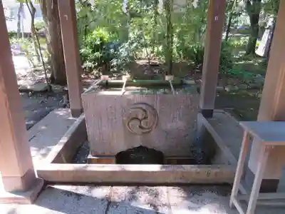 赤坂氷川神社の手水舎