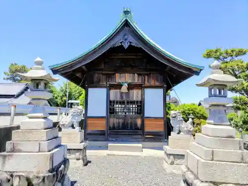 中原神社の本殿・本堂