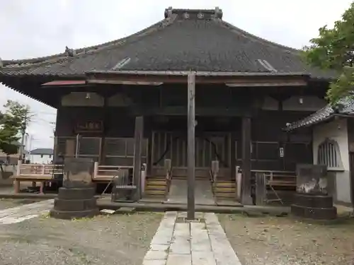 本光寺の本殿