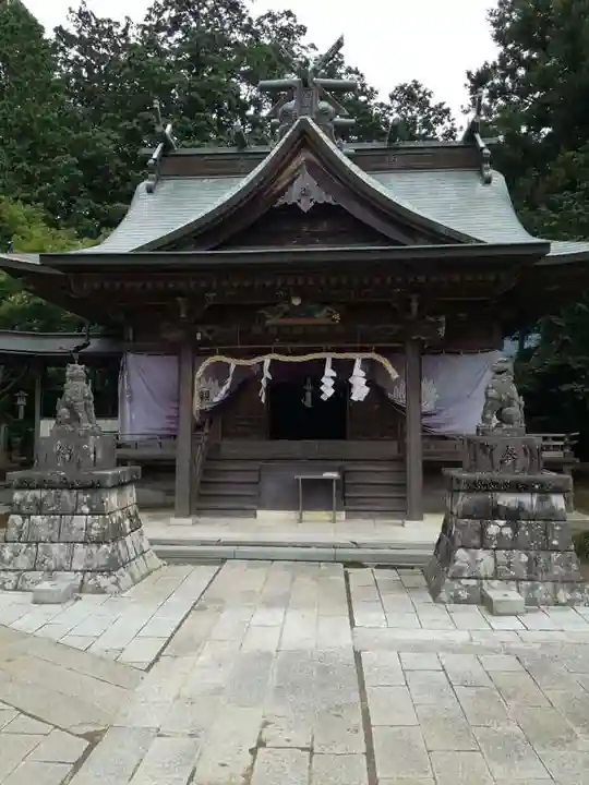 加波山三枝祇神社本宮の本殿・本堂