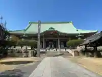 総持寺の{uncategorized: "未分類", other: "その他", undefined: "問題あり", building: "その他建物", grave: "お墓", sacred_gate: "鳥居", guardian: "狛犬", statue: "像", buddha: "仏像", history: "歴史", nature: "自然", garden: "庭園", animal: "動物", pagoda: "塔", temizu: "手水舎", mountain_gate: "山門・神門", sanctuary: "本殿・本堂", subordinate: "末社・摂社", art: "芸術", scenery: "景色", jizo: "地蔵", ema: "絵馬", goshuin: "御朱印", omikuji: "おみくじ", items: "授与品その他", amulet: "お守り", goshuincho: "御朱印帳", eats: "食事", festival: "お祭り", votive_dance: "神楽", shichigosan: "七五三参", wedding: "結婚式", experience: "体験その他", initially: "初詣", around: "周辺", anti_infection: "感染症対策"}
