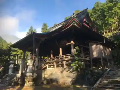 華厳寺の本殿・本堂