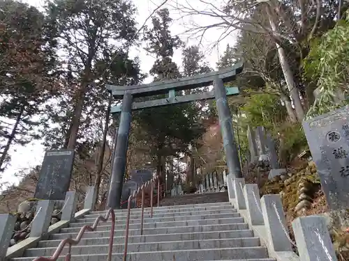 武蔵御嶽神社の鳥居
