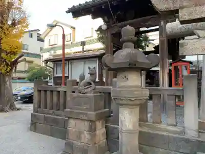 被官稲荷神社の狛犬