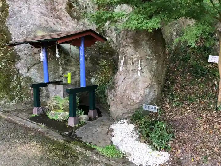 亀山稲荷神社(大分県)