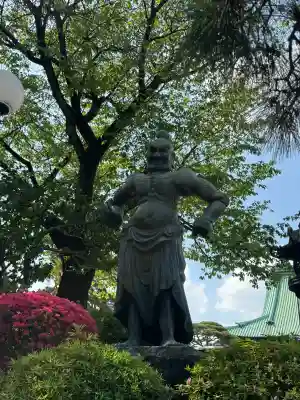 護国寺の{uncategorized: "未分類", other: "その他", undefined: "問題あり", building: "その他建物", grave: "お墓", sacred_gate: "鳥居", guardian: "狛犬", statue: "像", buddha: "仏像", history: "歴史", nature: "自然", garden: "庭園", animal: "動物", pagoda: "塔", temizu: "手水舎", mountain_gate: "山門・神門", sanctuary: "本殿・本堂", subordinate: "末社・摂社", art: "芸術", scenery: "景色", jizo: "地蔵", ema: "絵馬", goshuin: "御朱印", omikuji: "おみくじ", items: "授与品その他", amulet: "お守り", goshuincho: "御朱印帳", eats: "食事", festival: "お祭り", votive_dance: "神楽", shichigosan: "七五三参", wedding: "結婚式", experience: "体験その他", initially: "初詣", around: "周辺", anti_infection: "感染症対策"}