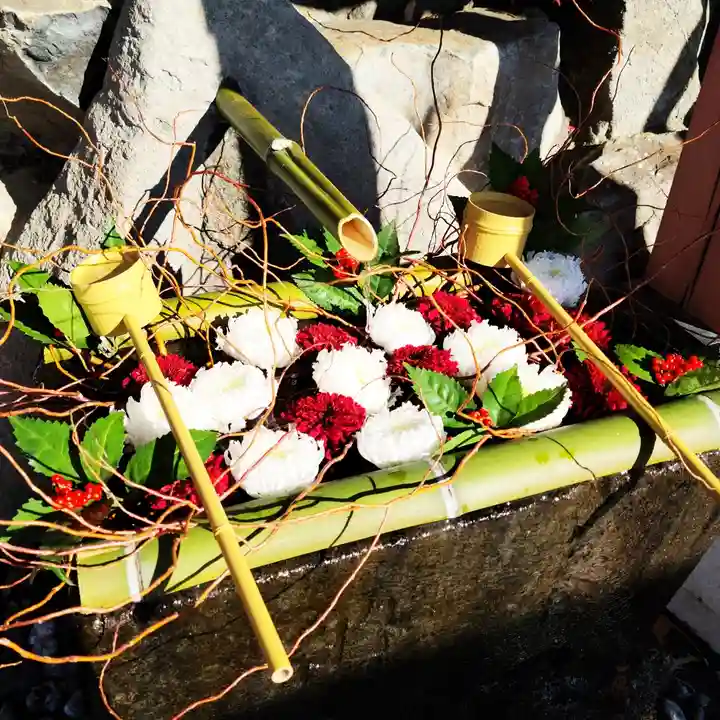 差出磯大嶽山神社 仕事と健康と厄よけの神さま(山梨県)