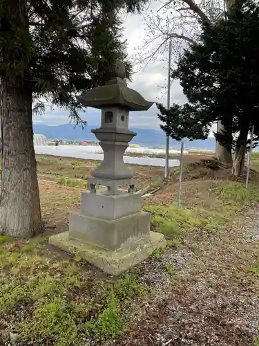 千代田稲荷神社の塔