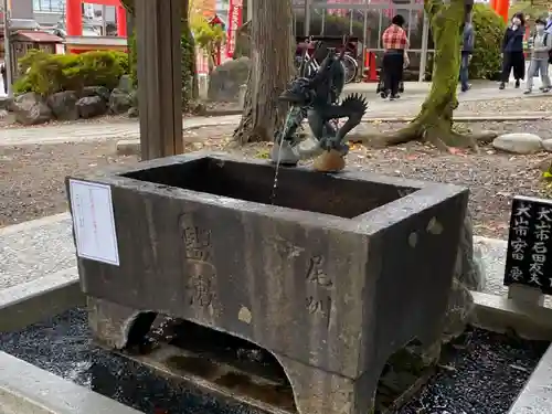 針綱神社の手水舎
