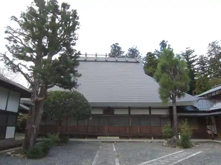 龍澤寺の本殿・本堂