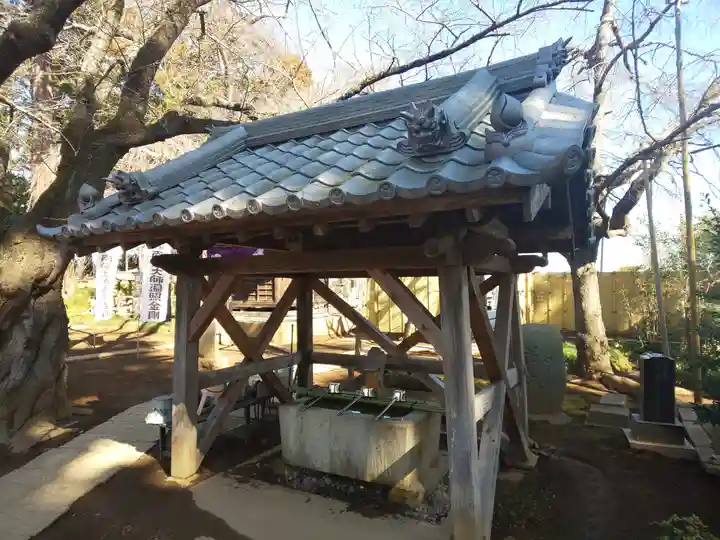 六地蔵寺の手水舎