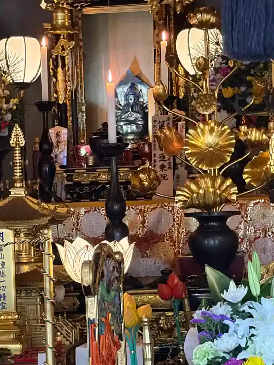 蓮乗院の{uncategorized: "未分類", other: "その他", undefined: "問題あり", building: "その他建物", grave: "お墓", sacred_gate: "鳥居", guardian: "狛犬", statue: "像", buddha: "仏像", history: "歴史", nature: "自然", garden: "庭園", animal: "動物", pagoda: "塔", temizu: "手水舎", mountain_gate: "山門・神門", sanctuary: "本殿・本堂", subordinate: "末社・摂社", art: "芸術", scenery: "景色", jizo: "地蔵", ema: "絵馬", goshuin: "御朱印", omikuji: "おみくじ", items: "授与品その他", amulet: "お守り", goshuincho: "御朱印帳", eats: "食事", festival: "お祭り", votive_dance: "神楽", shichigosan: "七五三参", wedding: "結婚式", experience: "体験その他", initially: "初詣", around: "周辺", anti_infection: "感染症対策"}