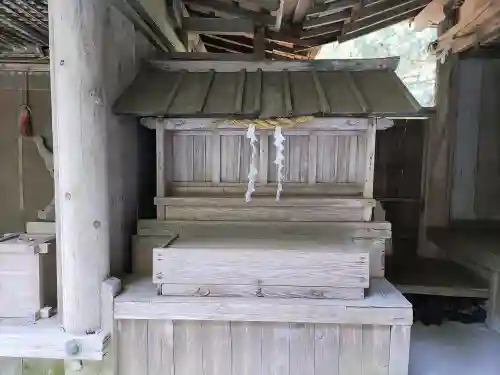 吉野水分神社（吉野町）の末社・摂社