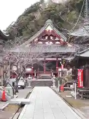 那古寺の本殿