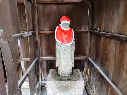 辻地蔵堂（黒川樋門）の地蔵