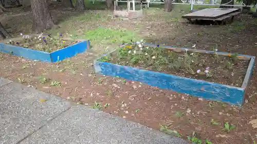 花岡神社の庭園