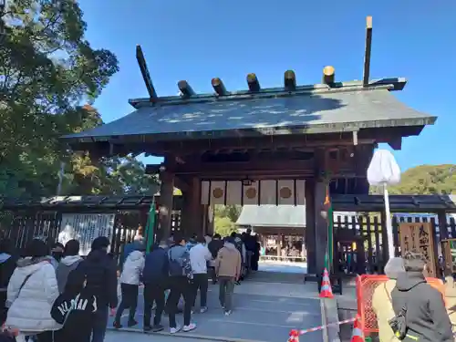 宮崎神宮の山門・神門