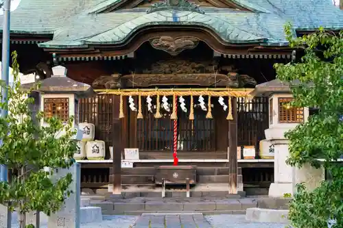 八剣神社の本殿