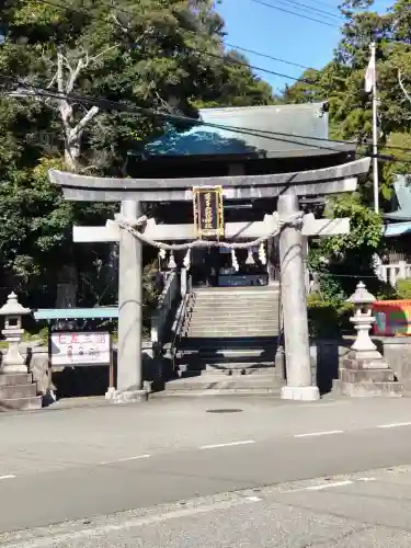 菅生石部神社の{uncategorized: "未分類", other: "その他", undefined: "問題あり", building: "その他建物", grave: "お墓", sacred_gate: "鳥居", guardian: "狛犬", statue: "像", buddha: "仏像", history: "歴史", nature: "自然", garden: "庭園", animal: "動物", pagoda: "塔", temizu: "手水舎", mountain_gate: "山門・神門", sanctuary: "本殿・本堂", subordinate: "末社・摂社", art: "芸術", scenery: "景色", jizo: "地蔵", ema: "絵馬", goshuin: "御朱印", omikuji: "おみくじ", items: "授与品その他", amulet: "お守り", goshuincho: "御朱印帳", eats: "食事", festival: "お祭り", votive_dance: "神楽", shichigosan: "七五三参", wedding: "結婚式", experience: "体験その他", initially: "初詣", around: "周辺", anti_infection: "感染症対策"}