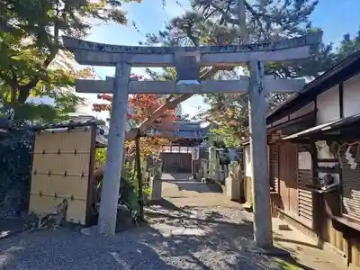 龍王宮秀郷社（橋守神社）(滋賀県)